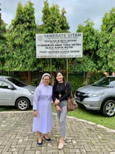 Bersama Suster Hedwina Panti Karya Murni